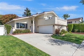 3861 Fenley Dr, Los Alamitos, CA 90720
