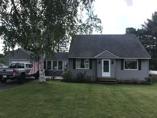 271 East St, Lee, MA 01238