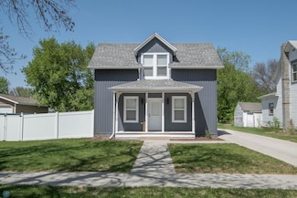 1111 1st St N, Casselton, ND 58012