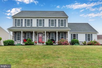 42 Cumberland Estates Dr, Mechanicsburg, PA 17050