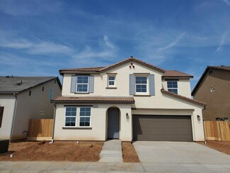 464 Talus Way S, Madera, CA 93636