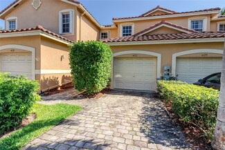 4173 Crystal Lake Dr, Pompano Beach, FL 33064