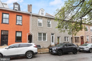 915 Stiles St, Baltimore, MD 21202