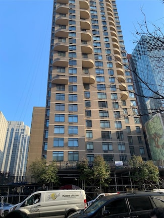 400 E 70th St Unit 3501, New York, NY 10021