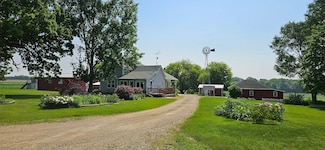 4178 Ridge Rd, Deerfield, WI 53531