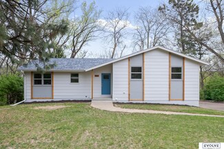 7847 N 54th Ave, Omaha, NE 68152