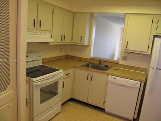 7320 Lake Circle Dr Unit 404, Margate, FL 33063