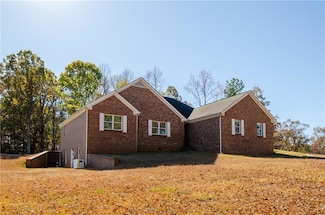 3950 Chattahoochee Rd, Cumming, GA 30041