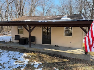 302 Lake Rd, Salisbury Mills, NY 12577