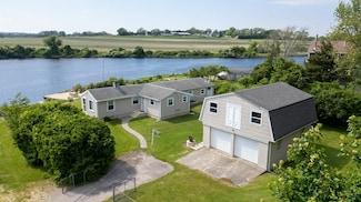 98 Anthony Way, Tiverton, RI 02878