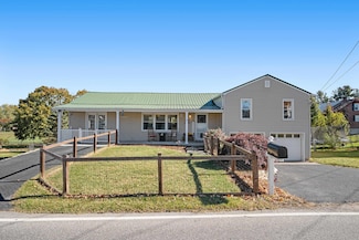 3 Alleghany St SE, Christiansburg, VA 24073