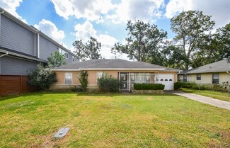 1006 E 28th St, Houston, TX 77009