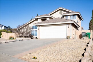 930 Holly Ct, Banning, CA 92220