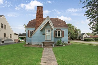 3330 Ann St, Lansing, IL 60438