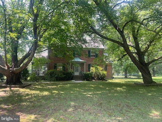 23 Dingley Rd, Montross, VA 22520