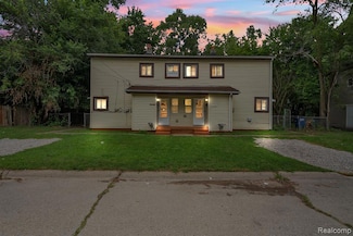 31563 Alpena Ct, Westland, MI 48186