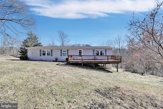 3528 Cherry St, Felton, PA 17322