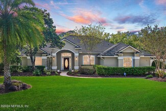 165 Edgewater Branch Dr, Saint Johns, FL 32259