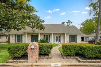 907 Kingsbridge Rd, Houston, TX 77073