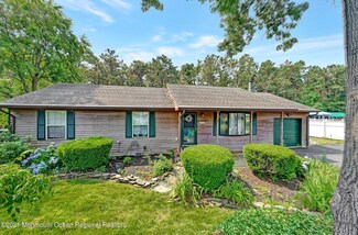 1740 1st Ave, Toms River, NJ 08757