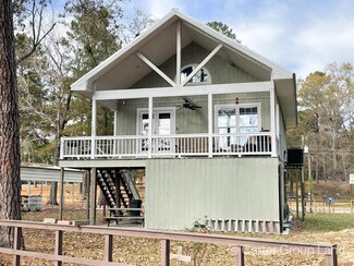 132 Miles Rd, Uvalda, GA 30473