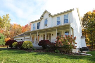 2 Brielle Dr, Troy, NY 12182