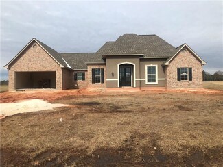 18249 Wolf Track Way, Loranger, LA 70446