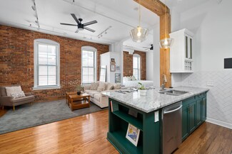 55 W Livingston Ave Unit 2C, Columbus, OH 43215
