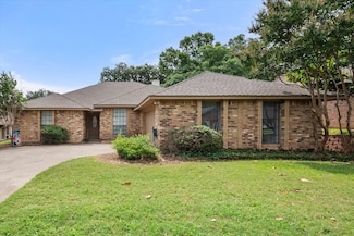 2707 Citadel Dr, Arlington, TX 76012