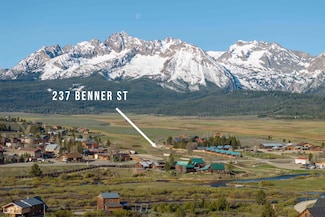 237 Benner St, Stanley, ID 83278