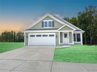 4543 Camp Rd Unit 77, Hamburg, NY 14075