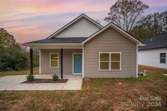 1414 10th St, Statesville, NC 28677