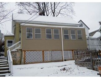 42 Maple St, Lowell, MA 01852