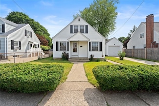 53 Overland Ave, Cranston, RI 02910