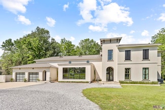 5849 Plantation Dr, St. Francisville, LA 70775