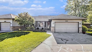 4323 Crest Creek Ct SW, Grandville, MI 49418