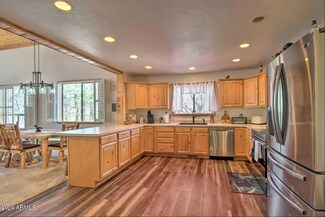 2045 Pine Cone Ln, Pinetop-Lakeside, AZ 85935
