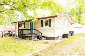 1308 Lee Ln, Hopewell, VA 23860