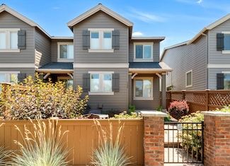 20775 Boulderfield Ave, Bend, OR 97701