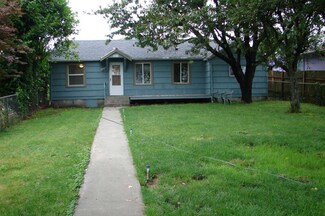 2216 Pine St, Everett, WA 98201