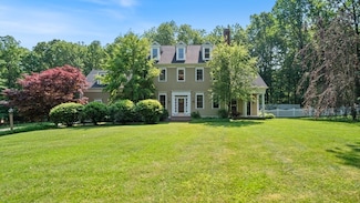 126 Georgetown Rd, West Newbury, MA 01985