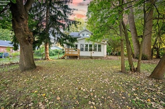 5805 Fryer Ave, Toledo, OH 43615