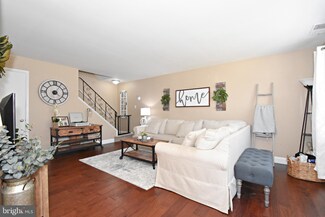 2061 Harbour Dr Unit 2061, Palmyra, NJ 08065