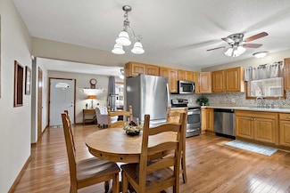 208 2nd St W, Jordan, MN 55352