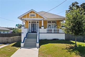 2724 Clover St, New Orleans, LA 70122