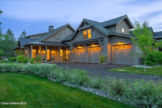 428 W Beach Ct, Dover, ID 83825