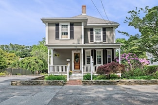 18 East St, Beverly, MA 01915