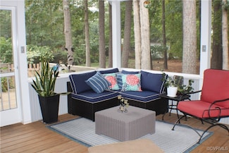 9906 Heritage Ln, Glen Allen, VA 23060