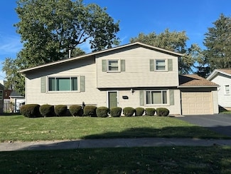 78 Shelmont Dr, Rochester, NY 14621