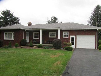 647 Greenville Rd, Mercer, PA 16137